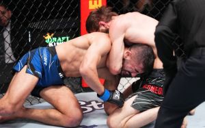 Відео бою Саїд Нурмагомедов - Сайдіокуб Кахрамонов UFC Fight Night 216