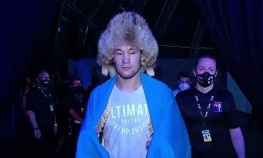 Жумагулов порадив Рахмонову боротися і клінчувати в бою з Нілом