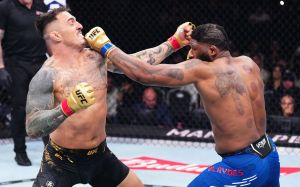Відео бою Том Аспіналл - Кертіс Блейдс UFC 304