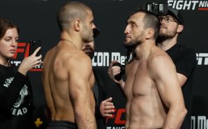 Відео бою Муслім Саліхов - Андре Фіальо UFC Fight Night 215