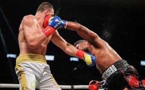 Віктор Вихрист достроково програв Леньє Перо у восьмому раунді