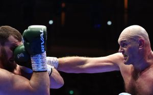 Карл Фроч відреагував на перемогу Ф'юрі в бою з Махмудовим