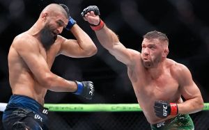 Відео бою Хамзат Чімаєв - Дрікус дю Плессі UFC 319