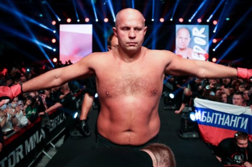 Конор МакГрегор анонсує підписання Федора Ємельяненка в BKFC