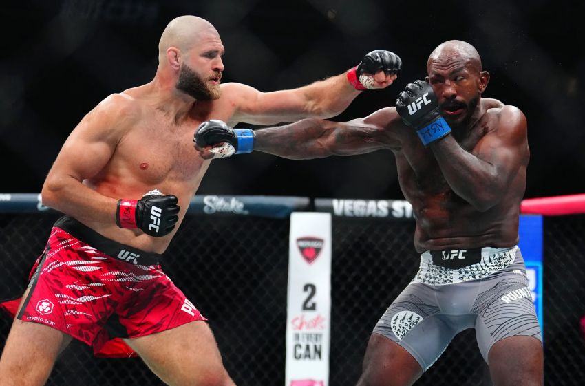 Результати турніру UFC 320