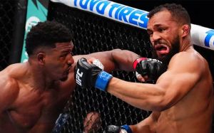 Відео бою Алонзо Меніфілд - Джуліус Вокер UFC Fight Night 252