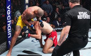 Слова Алекса Перейри після перемоги над Їржі Прохаскою на UFC 295