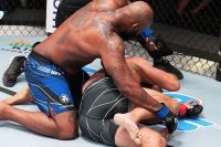 Андрій Орловський достроково програв Майєсу на UFC on ESPN 45