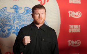 Сауль Альварес відреагував на образи з боку Джейка Пола: "Не втручайся у справи Канело"