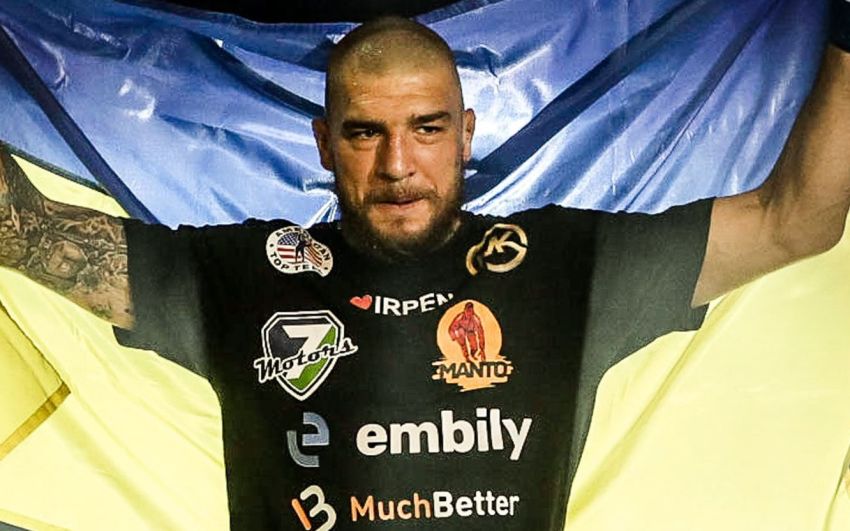 Амосов - про перший захист титулу Bellator: "Чекаю моменту, щоб підняти український прапор"