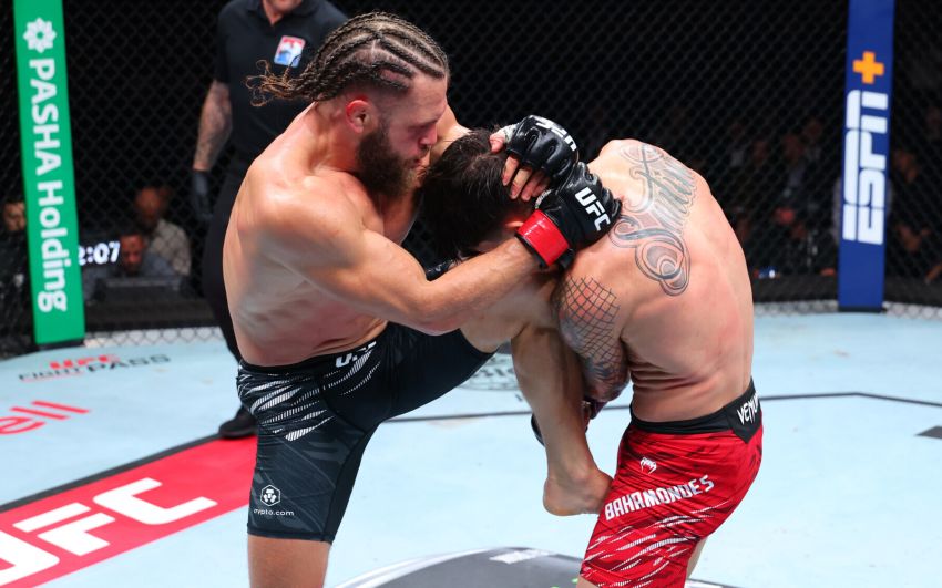 Відео бою Рафаель Фізієв - Ігнасіо Бахамондес UFC on ABC 8