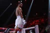 Джей Опетайя брутально вирубав Елліса Зорро у стартовому раунді