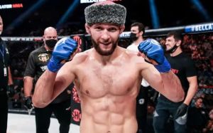 Шаблій розповів, за кого вболіватиме в бою Едвардса з Усманом