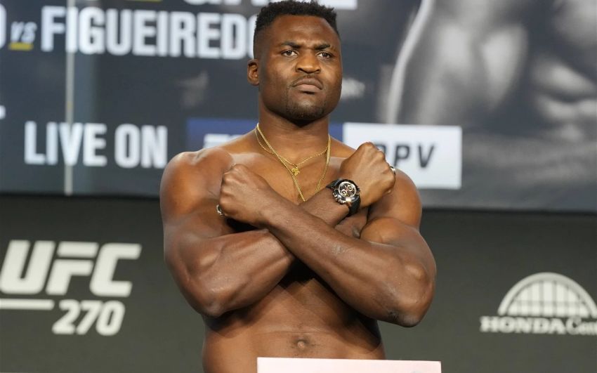 Нганну - про чутки про бій між Джонсом і Ф'юрі: "UFC роблять усе, щоб принизити мене"
