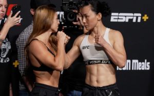 Відео бою Маккензі Дерн - Янь Сяонань UFC Fight Night 211