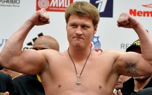 Олександр Повєткін привітав із Днем Перемоги: "Наші, радянські люди перемогли фашизм"