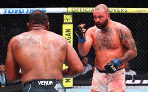 Результати турніру UFC 327