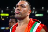 Пулєв ризикує втратити титул WBA через бій із Гассієвим, Ітаумі довелося відкласти повернення на ринг