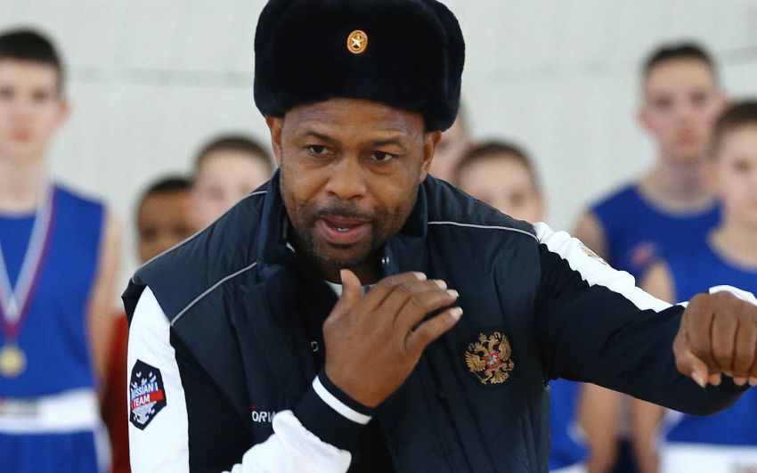 Рой Джонс оцінив боксерські навички Джигана