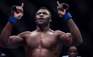 Співвласник PFL розповів, коли Френсіс Нганну проведе наступний бій за правилами ММА