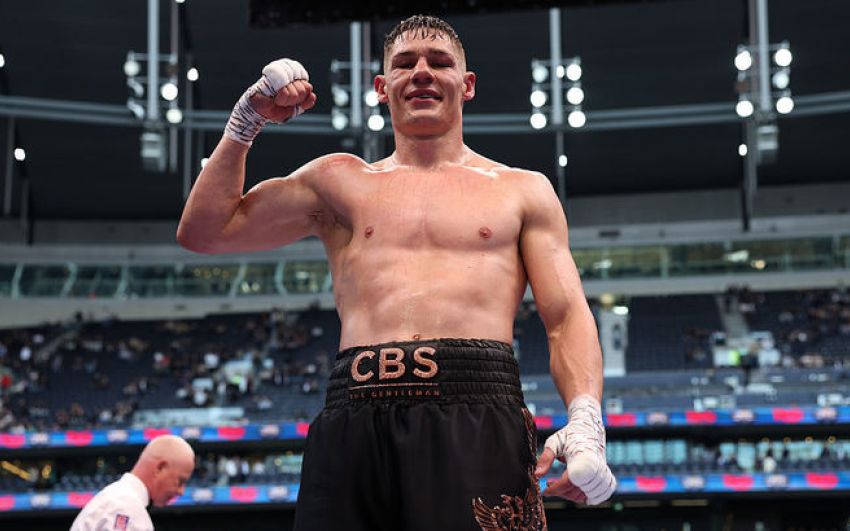 Кріс Біллам-Сміт підписав контракт із Zuffa Boxing
