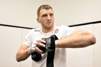 Ден Хукер вважає, що Іслам Махачев недооцінює Алекса Волкановскі