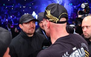 Менеджер Усика розповів, з ким поб'ється Олександр, якщо не домовиться про поєдинок із Ф'юрі