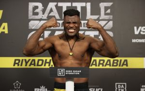 Френсіс Нганну покинув PFL