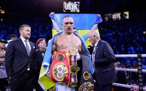 Френк Воррен звинуватив Усика у зриві бою з Ф'юрі: "Він не хотів битися"