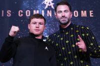 "Цей бій мертвий": Едді Гірн не бачить сенсу в поєдинку Альвареса проти одного з найімовірніших суперників