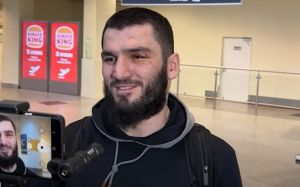 Бетербієв відповів тренеру Бівола: "А він розповів тільки про кидок?"