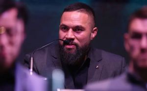 Джозеф Паркер - про наступний поєдинок: "Я прагну побитися з Усиком, але..."
