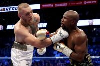 Конор МакГрегор викликав Мейвезера на реванш на UFC White House