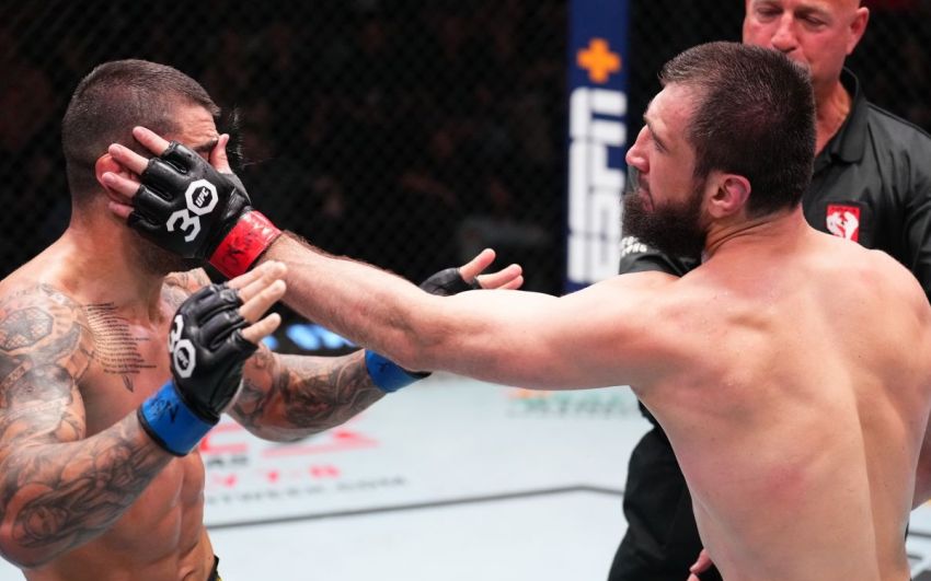 Абубакар Нурмагомедов зробив заяву після поразки від дос Сантоса на UFC on ESPN 45