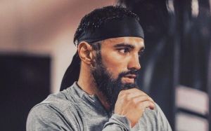 "Багато нечистоплотних людей". Боєць UFC Асхабов розповів, чому часто бився в тайській в'язниці