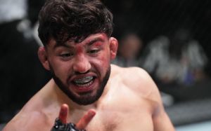 Царукян залишився без суперника за 2 тижні до бою на UFC Fight Night 223