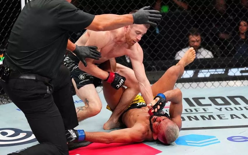 Відео бою Корі Сандхаген - Дейвісон Фігейреду UFC on ESPN 67