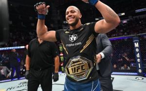 Рейтинг бійців UFC за вересень 2021 року