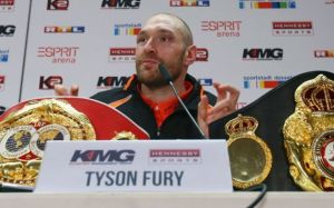 Френк Воррен пояснив негативне ставлення Тайсона Ф'юрі до IBF: "Це те, що є"