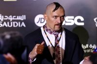 Джеймс Тоні відмовився визнавати Усика великим бійцем: "Він посередній"