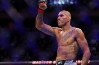 Алекс Перейра фінішував Адесанью, ставши новим чемпіоном UFC