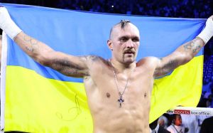 Джей Опетайя заявив про бажання побитися з Олександром Усиком: "У мене є стиль, щоб перемогти його"