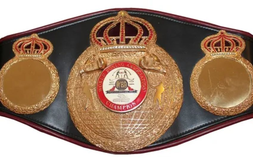 Українська боксерська спільнота відреагувала на рішення WBA відновити російських і білоруських боксерів у рейтингах