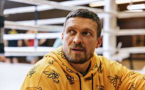 Олександр Красюк відповів промоутеру Ф'юрі, який назвав Усика плаксою