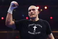 Олександр Усик назвав усіх трьох суперників, з якими планує побитися до завершення кар'єри