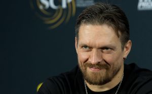 Френк Воррен назвав головну перевагу Олександра Усика перед боєм із Даніелем Дюбуа: "У нього є все для перемоги"