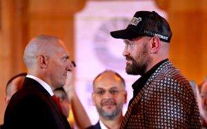 Засновник Matchroom Boxing назвав фаворита реваншу Усик - Ф'юрі: "Можливо, цього разу, навіть зупинить"