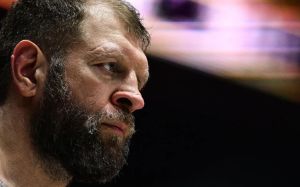 Олексій Олійник - про бій Ємельяненка з Єршовим: "Йому зараз потрібно перемогти себе"