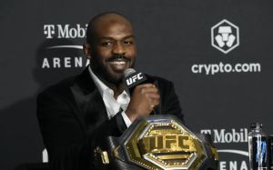 Джону Джонсу надійшла пропозиція провести бій на UFC 300