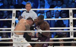 Егіс Клімас відповів промоутеру Дюбуа, який планує подати апеляцію на результат бою з Усиком: "Ти досі віриш у магію"